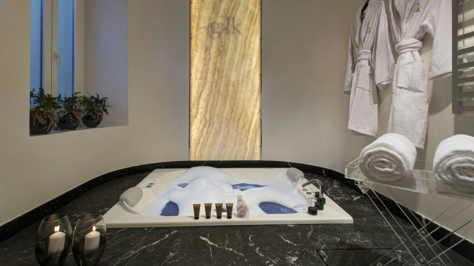 Gkk-Exclusive-Private-Suites-roma-spa-90861